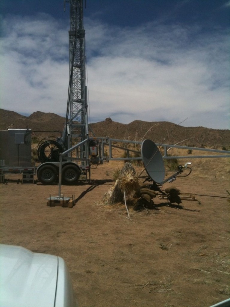 MILITARY SOLUTIONS Mobile Antennas Satellite Systems